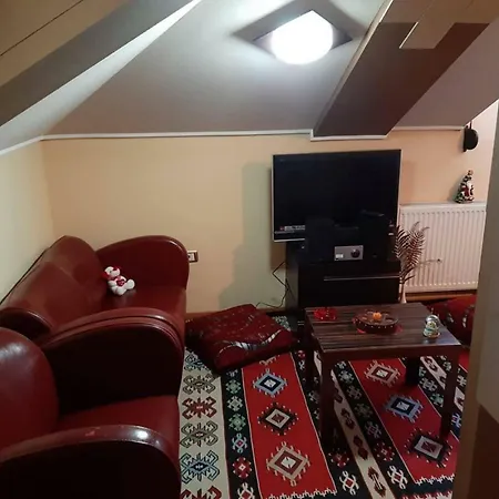 Elkomi