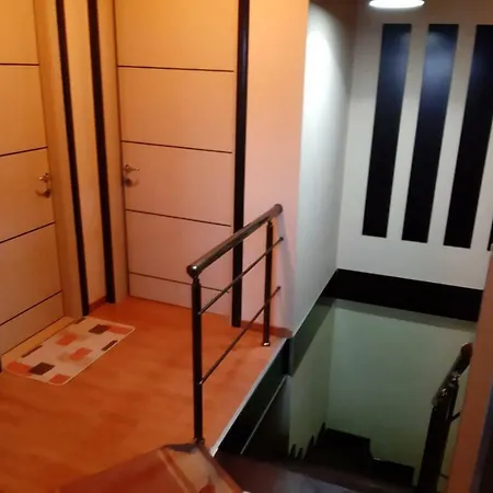 Elkomi